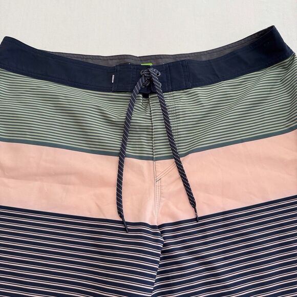 Quicksilver Men HighLine Surfsilk AirBrush 19" 4 Way Stretch Board Short Blue 40 - Picture 4 of 16